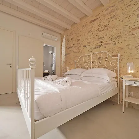 Glam Luxury Modern In An Historical Limonaia Willa *