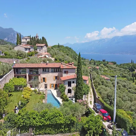 Glam Luxury Modern In An Historical Limonaia