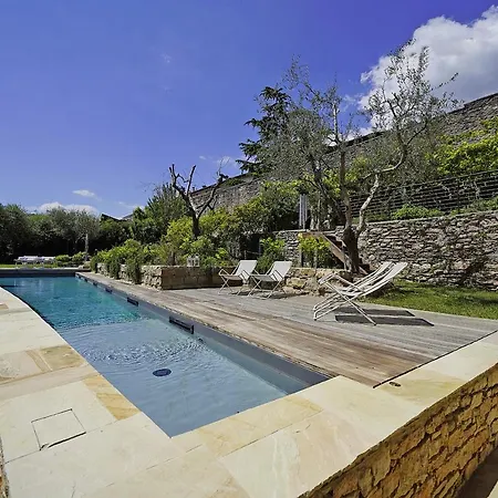 Glam Luxury Modern In An Historical Limonaia Willa