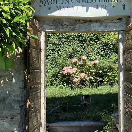 Glam Luxury Modern In An Historical Limonaia Willa Toscolano Maderno