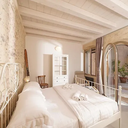 Willa Glam Luxury Modern In An Historical Limonaia *